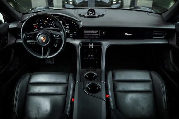Porsche Taycan - Afbeelding 9 van 30