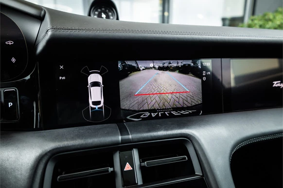 Porsche Taycan - Afbeelding 17 van 30