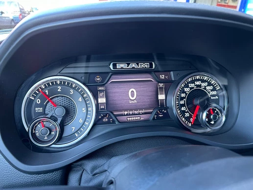 Dodge Ram 1500 - Afbeelding 14 van 30