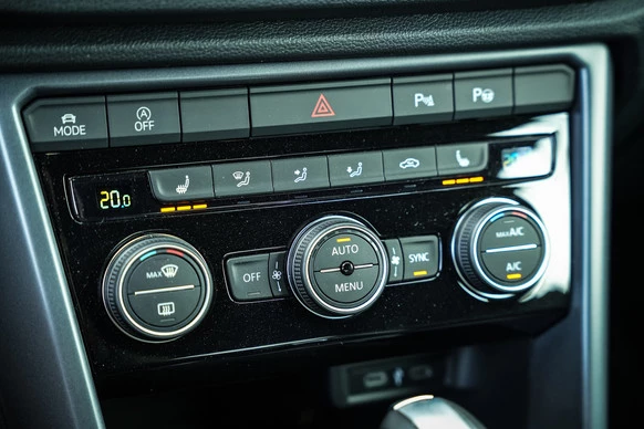 Volkswagen T-Roc - Afbeelding 25 van 30