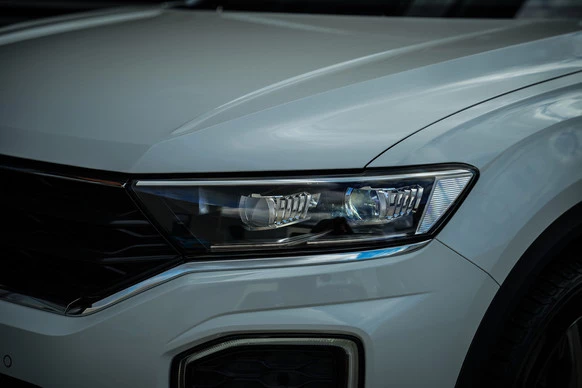 Volkswagen T-Roc - Afbeelding 28 van 30