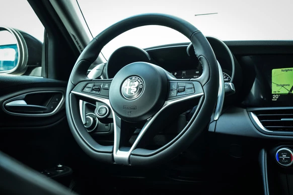 Alfa Romeo Giulia - Afbeelding 12 van 30