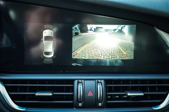 Alfa Romeo Giulia - Afbeelding 23 van 30