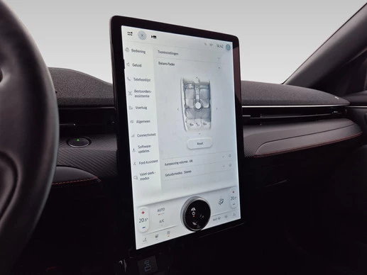 Ford Mustang Mach-E - Afbeelding 16 van 30