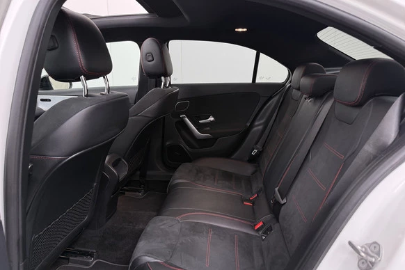 Mercedes-Benz A-Klasse - Afbeelding 13 van 30
