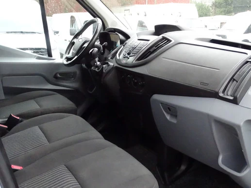 Ford Transit - Afbeelding 28 van 30