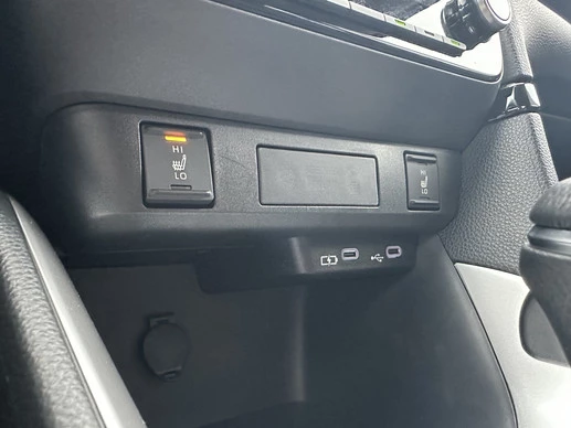 Mazda 2 Hybrid - Afbeelding 17 van 27