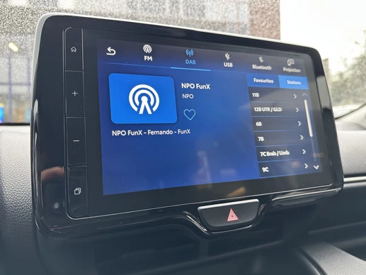 Mazda 2 Hybrid - Afbeelding 21 van 27