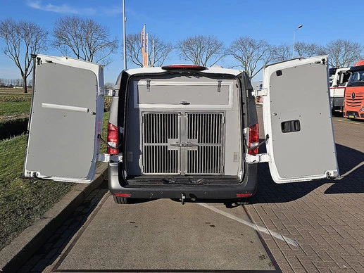 Mercedes-Benz Vito - Afbeelding 12 van 15