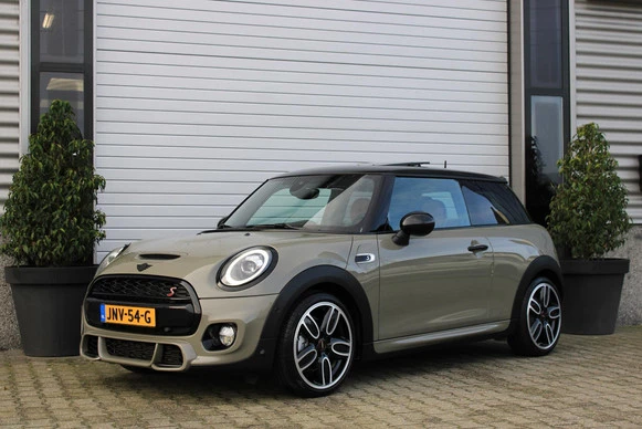 MINI Cooper S - Afbeelding 1 van 30