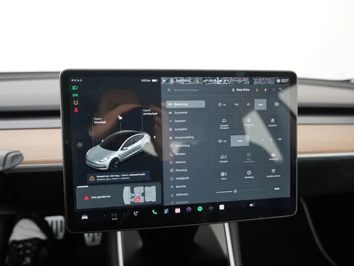 Tesla Model 3 - Afbeelding 19 van 30