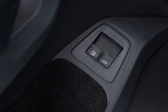 Volkswagen Tiguan - Afbeelding 18 van 30