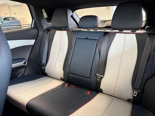 BYD ATTO 3 - Afbeelding 19 van 23