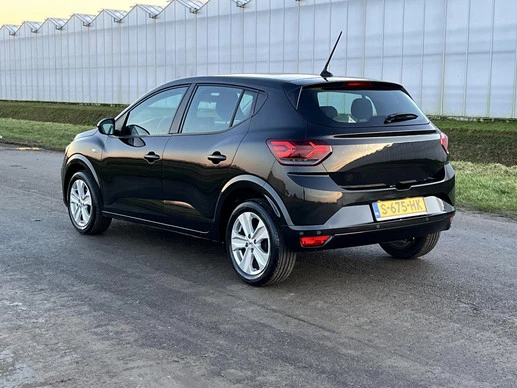 Dacia Sandero - Afbeelding 3 van 30