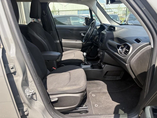 Jeep Renegade - Afbeelding 9 van 16