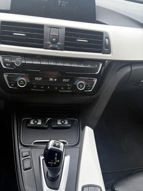 BMW 3 Serie - Afbeelding 16 van 18