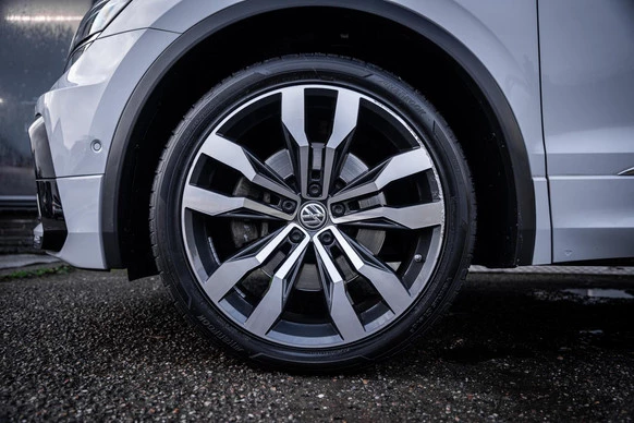Volkswagen Tiguan - Afbeelding 18 van 30