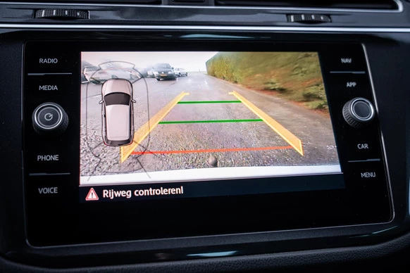 Volkswagen Tiguan - Afbeelding 28 van 30