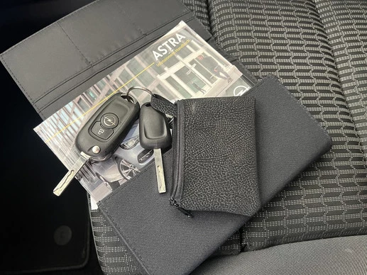 Opel Astra - Afbeelding 25 van 26