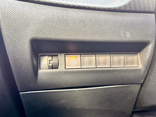 Peugeot 2008 - Afbeelding 11 van 30