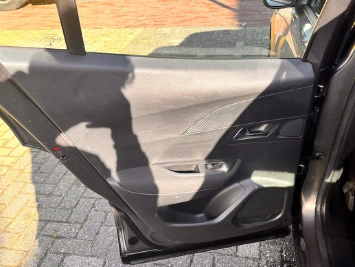 Peugeot 2008 - Afbeelding 28 van 30