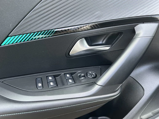 Peugeot e-2008 - Afbeelding 18 van 30