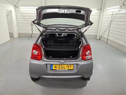 Suzuki Alto - Afbeelding 16 van 25