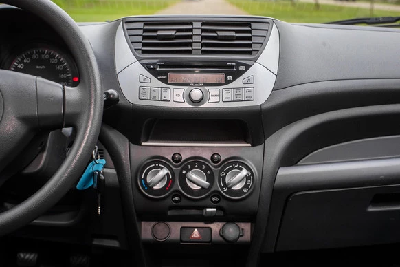 Suzuki Alto - Afbeelding 15 van 30