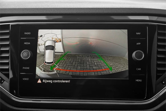 Volkswagen T-Roc - Afbeelding 22 van 30