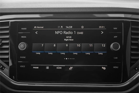 Volkswagen T-Roc - Afbeelding 23 van 30