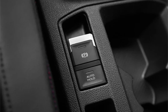 Volkswagen T-Roc - Afbeelding 28 van 30