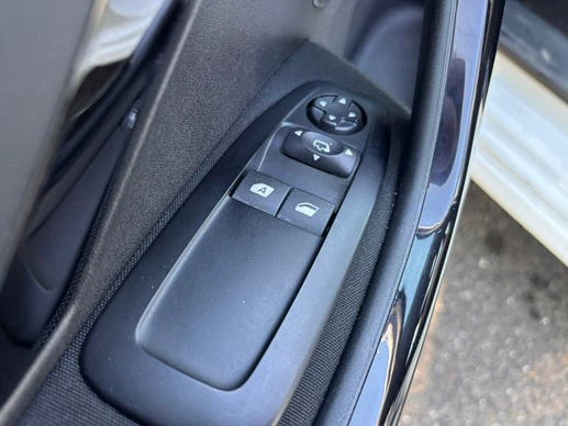 Peugeot 208 - Afbeelding 13 van 24