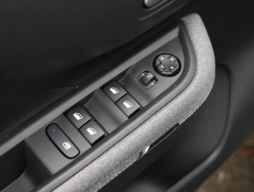 Opel Frontera - Afbeelding 23 van 30