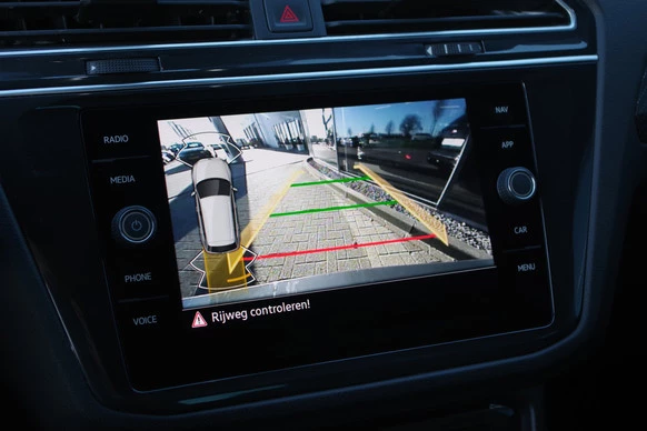 Volkswagen Tiguan - Afbeelding 15 van 30