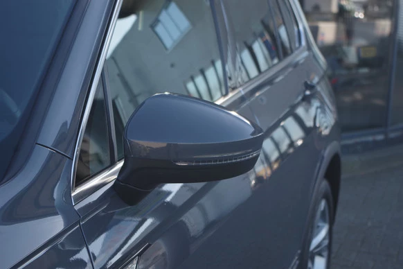 Volkswagen Tiguan - Afbeelding 17 van 30