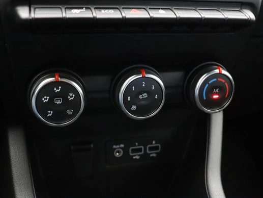 Renault Clio - Afbeelding 28 van 30