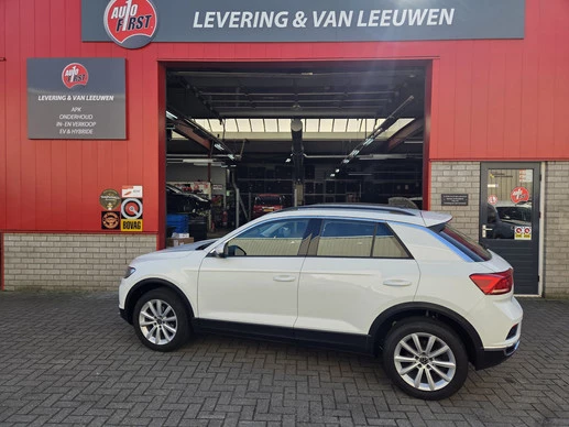 Volkswagen T-Roc - Afbeelding 2 van 30