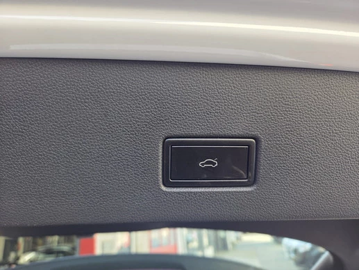 Volkswagen T-Roc - Afbeelding 8 van 30