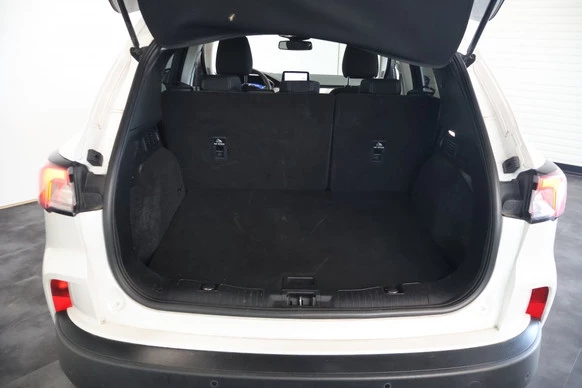 Ford Kuga - Afbeelding 13 van 30