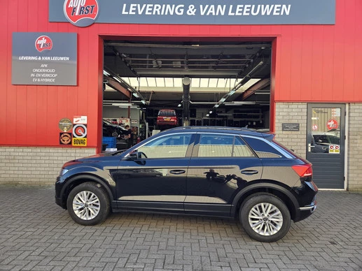 Volkswagen T-Roc - Afbeelding 2 van 30