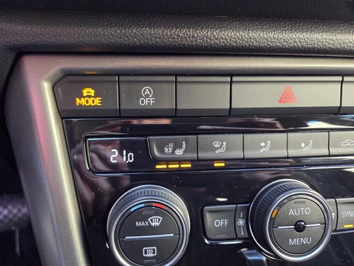 Volkswagen T-Roc - Afbeelding 24 van 30