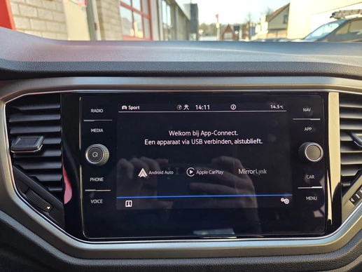 Volkswagen T-Roc - Afbeelding 29 van 30