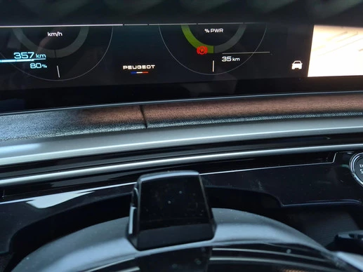 Peugeot e-3008 - Afbeelding 29 van 30