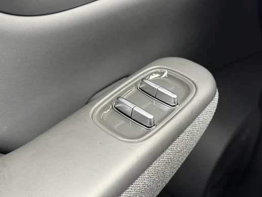 Leapmotor B10 - Afbeelding 16 van 30