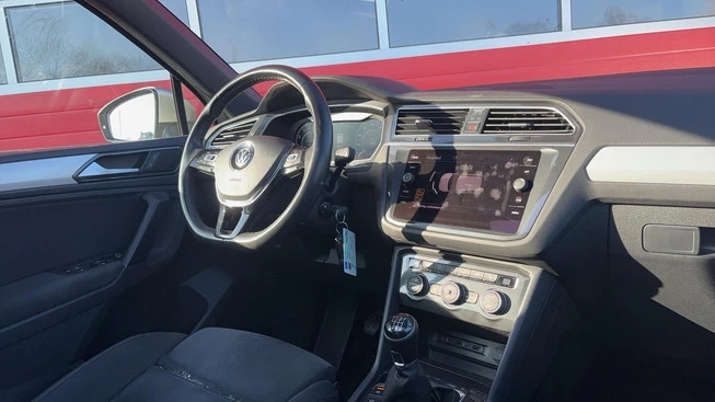 Volkswagen Tiguan - Afbeelding 4 van 12