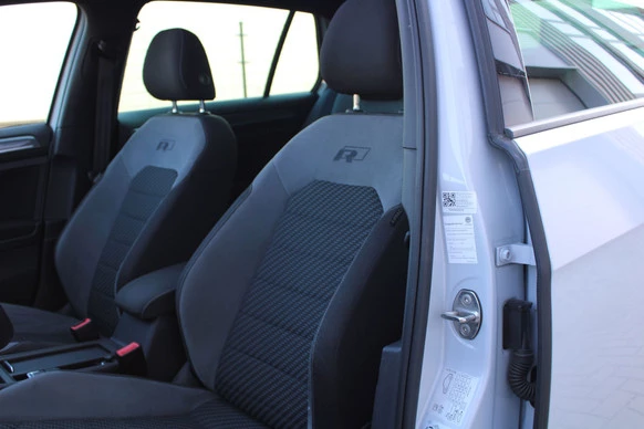 Volkswagen Golf - Afbeelding 20 van 30