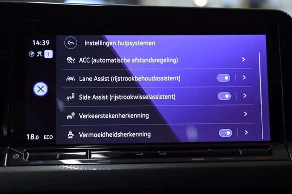 Volkswagen Golf - Afbeelding 26 van 30