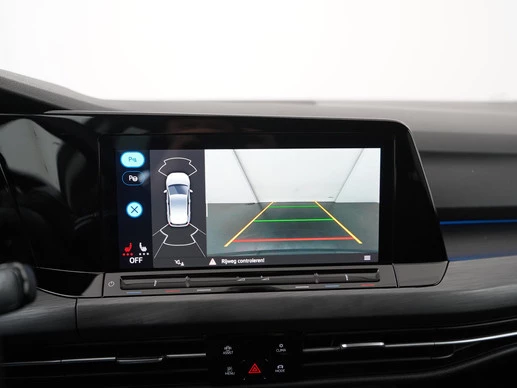 Volkswagen Golf - Afbeelding 21 van 30