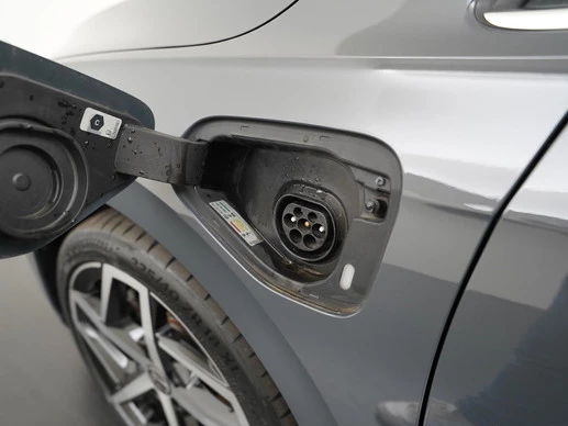 Volkswagen Golf - Afbeelding 28 van 30