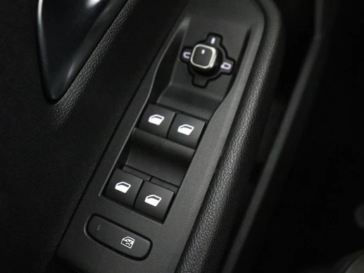 Opel Astra - Afbeelding 27 van 30